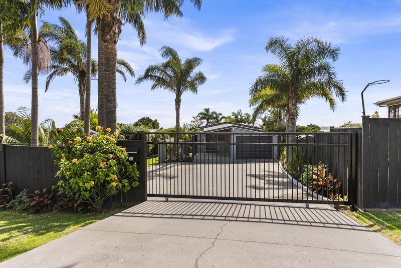 80 Beachlands Road, Beachlands, Auckland - Carousel 1