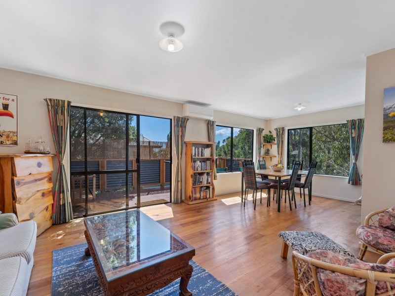 49 Thompson Terrace, Toi Toi, Nelson - Carousel 1