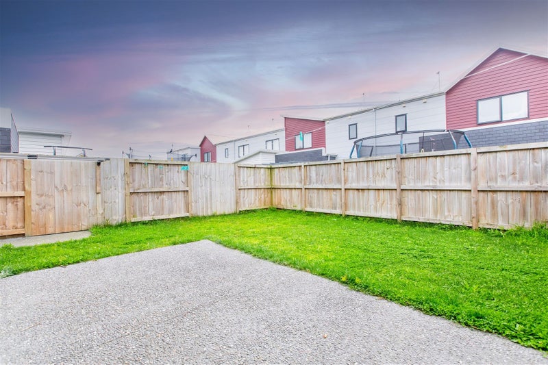 4 Rebekah Crescent, Flagstaff, Hamilton - Carousel 11