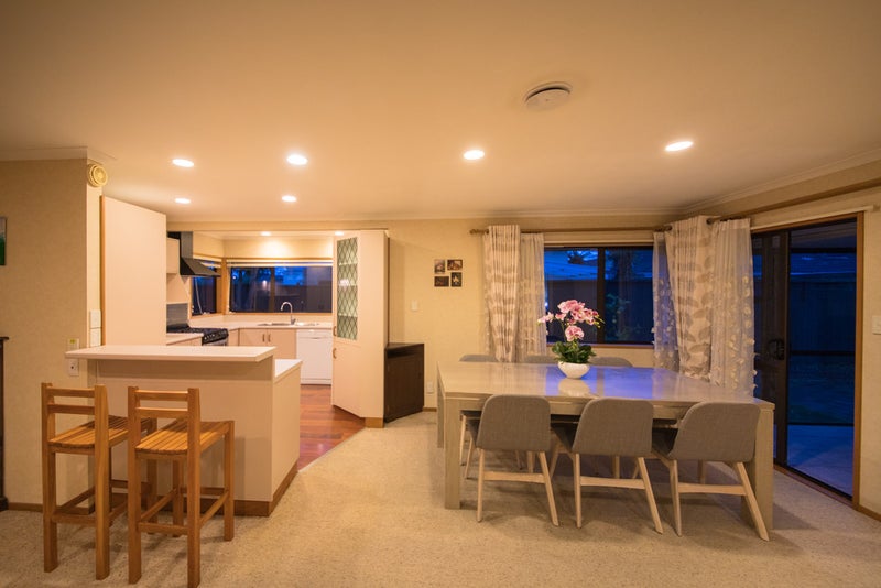 8A Palm Avenue, Hokowhitu, Palmerston North - Carousel 2