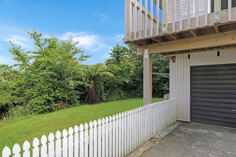 147 Major Drive, Kelson, Lower Hutt - Carousel 13