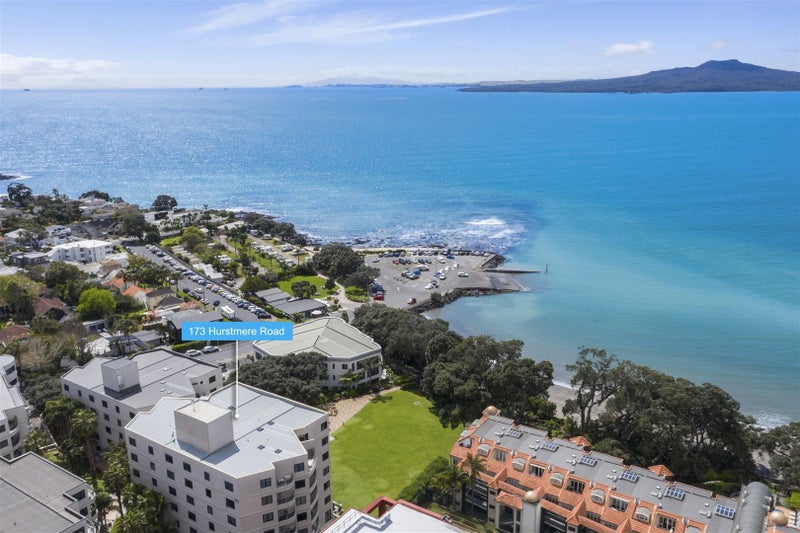 1D/173 Hurstmere Road, Takapuna, Auckland - Carousel 1