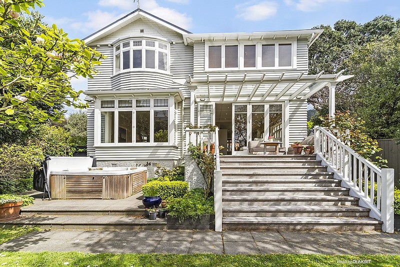 56A Hobson Street, Thorndon, Wellington - Carousel 1