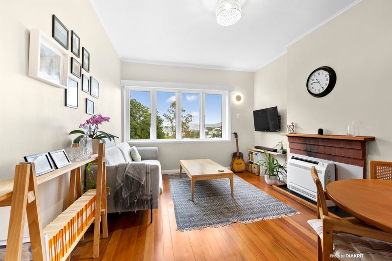 24 Rangoon Street, Khandallah, Wellington - Carousel 2