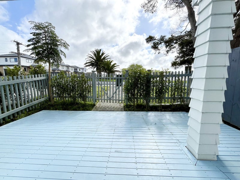 15 Astley Avenue, New Lynn, Auckland - Carousel 20