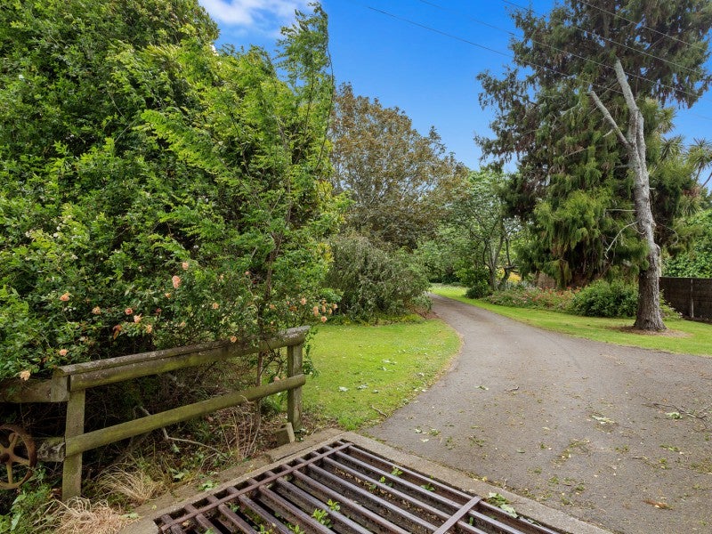 366 Thornton Road, Thornton - Carousel 26