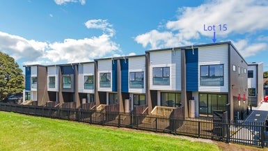 12/17 Barneys Farm Road, Clendon Park, Auckland - Carousel 1