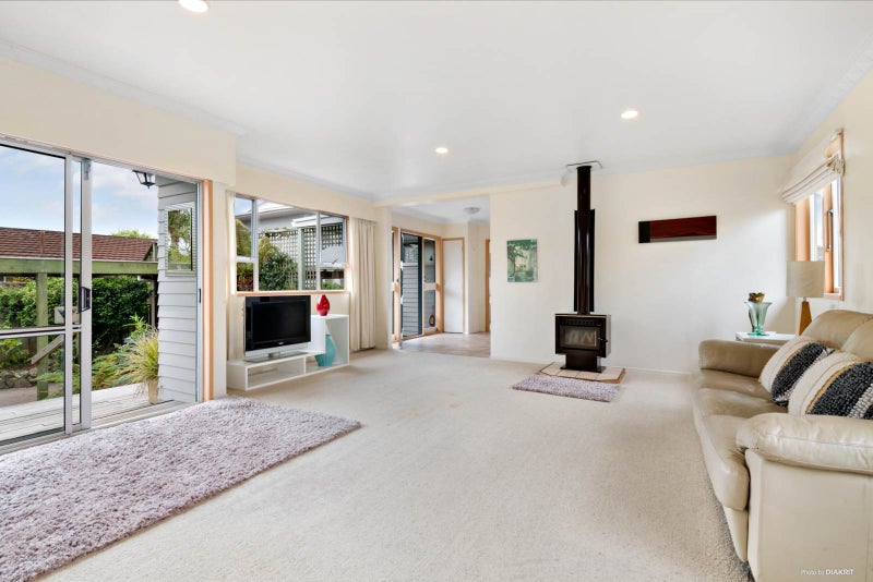 24B Manly Park Avenue, Manly, Whangaparaoa - Carousel 2