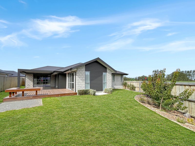 56 Ashbury Drive, Tinwald, Ashburton - Carousel 1