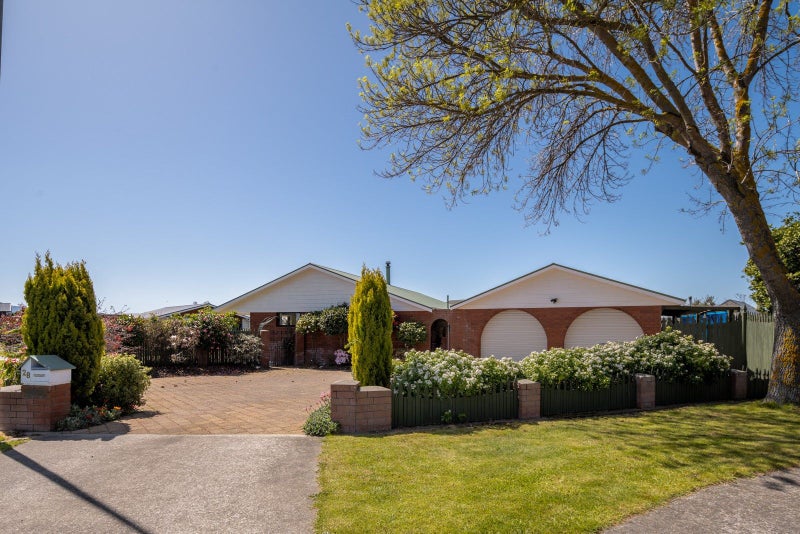 28 Westhaven Place, Redwoodtown, Blenheim - Carousel 1