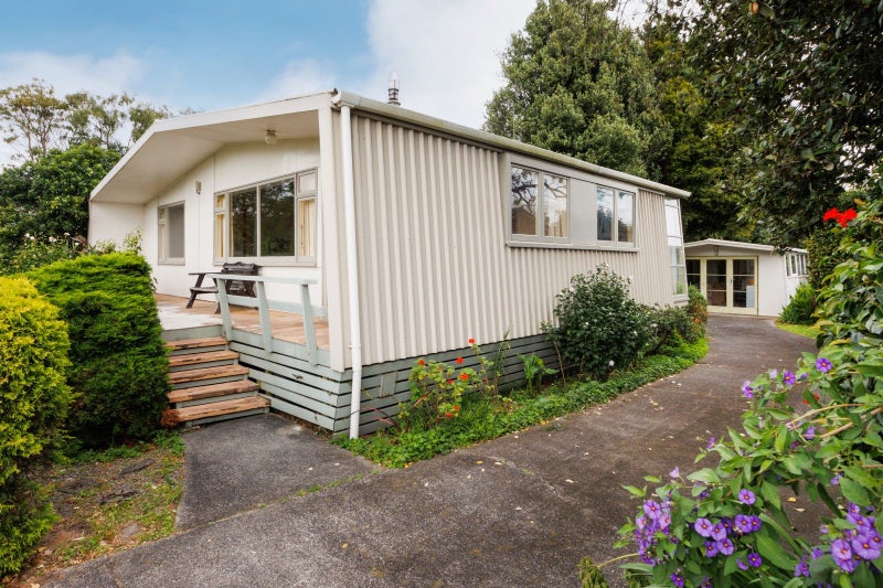 201 The Terrace, Ashhurst, Ashhurst - Carousel 1