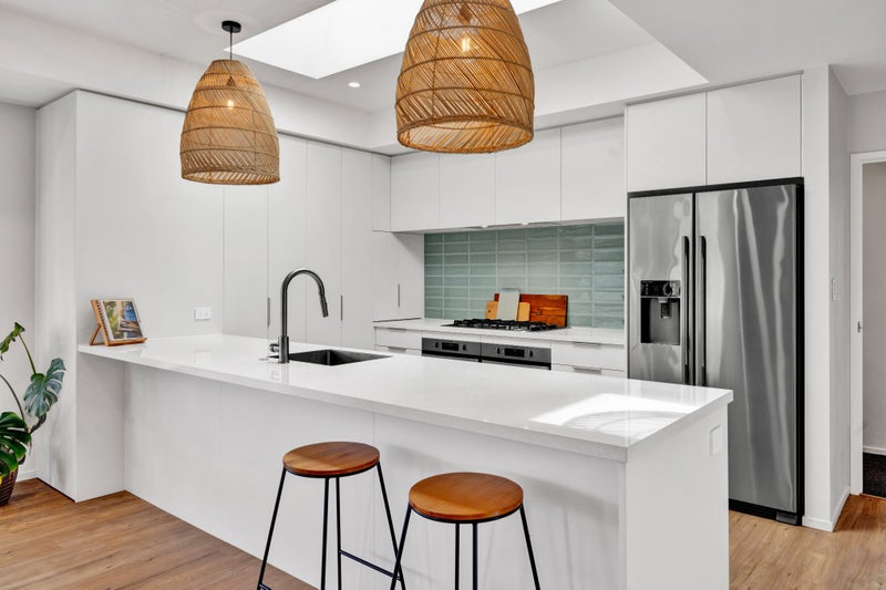 9 Atutahi Street, Hurdon, New Plymouth - Carousel 2