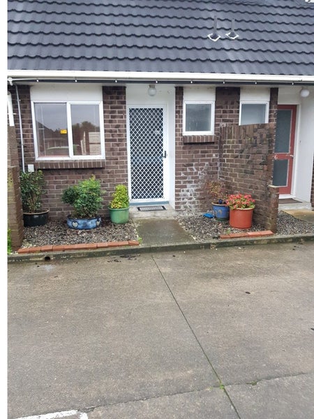 5/31 Mana Avenue, Titahi Bay, Porirua - Carousel 1