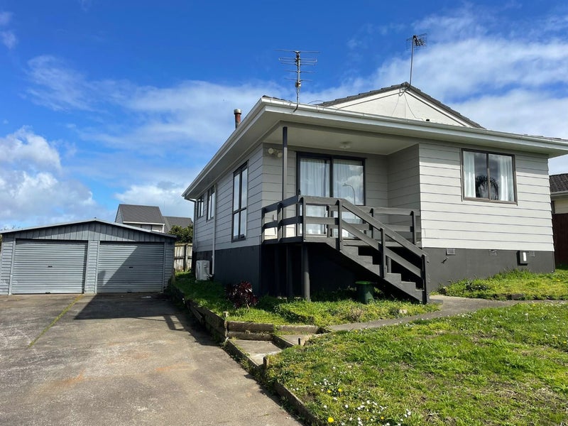 3 Cade Place, Weymouth, Auckland - Carousel 1