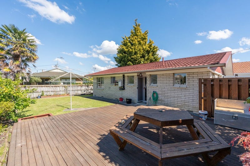 4A Daisy Street, Claudelands, Hamilton - Carousel 2