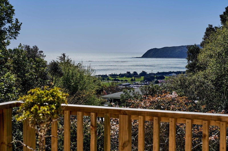 61 Kahu Road, Paremata, Porirua - Carousel 19
