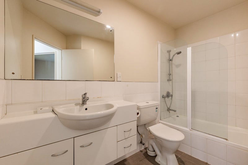 2/19 Langana Avenue, Browns Bay, Auckland - Carousel 14