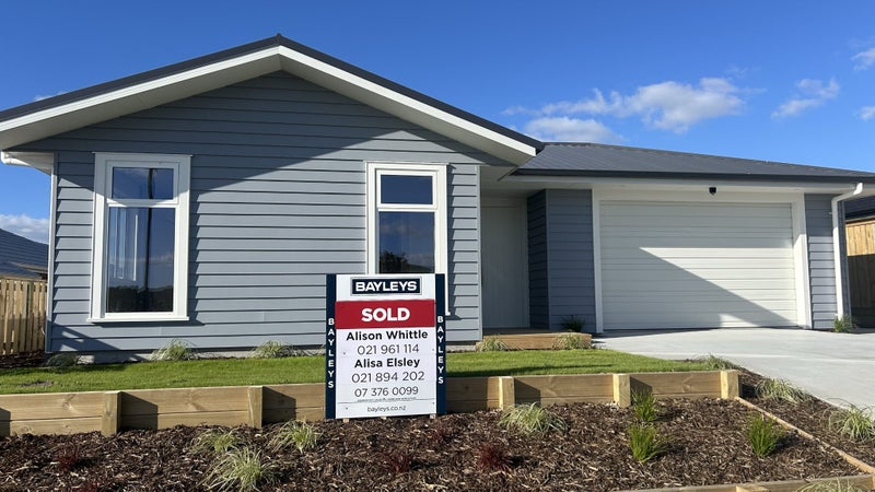 40 Kopakopa Crescent, Wharewaka, Taupo - Carousel 1