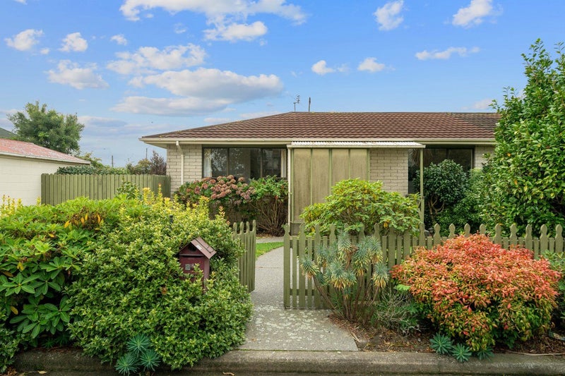 1/6 Steadman Road, Broomfield, Christchurch - Carousel 1