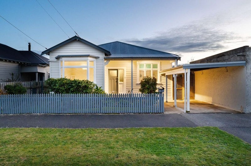 6 Alma Street, Saint Kilda, Dunedin - Carousel 1