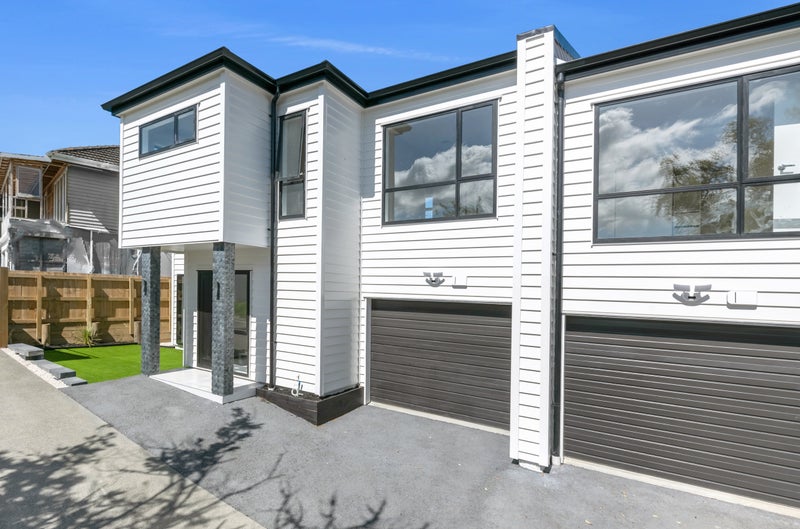 15C Oakdale Road, Mount Roskill, Auckland - Carousel 1