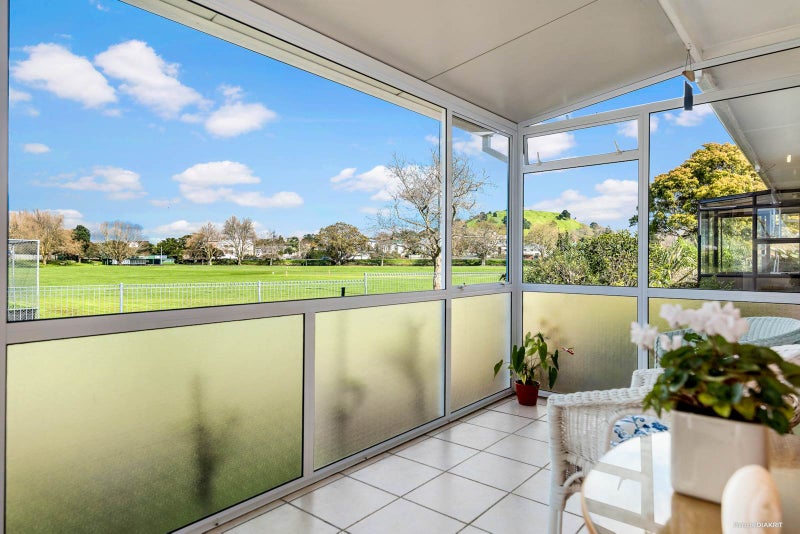 2/7 Cheltenham Road, Devonport, Auckland - Carousel 2