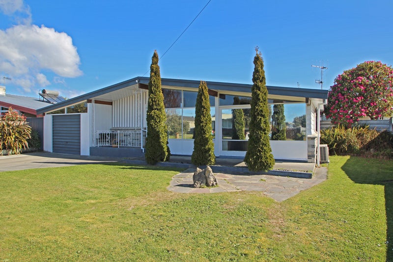 61 Oldham Avenue, Onekawa, Napier - Carousel 1
