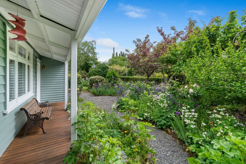 60 Richmond Road, Carterton, Carterton - Carousel 2
