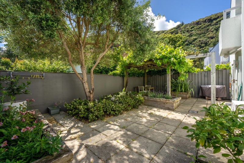 11/354 Muritai Road, Muritai, Lower Hutt - Carousel 2