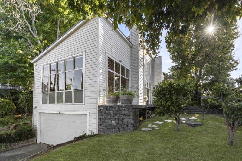 26 Cory Road, Palm Beach, Waiheke Island - Carousel 2