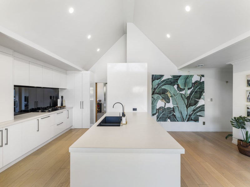 24 Charles Prevost Drive, The Gardens, Auckland - Carousel 2