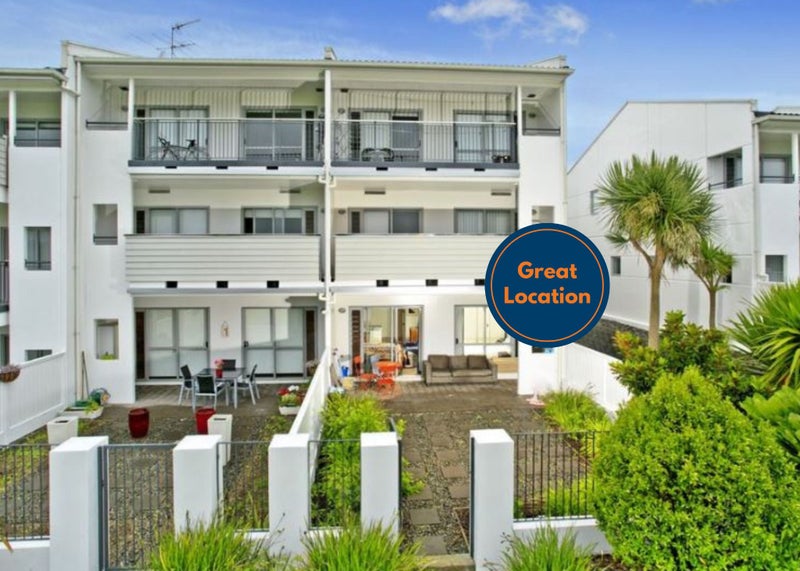 3D/60 Masons Road, Oteha, Auckland - Carousel 1