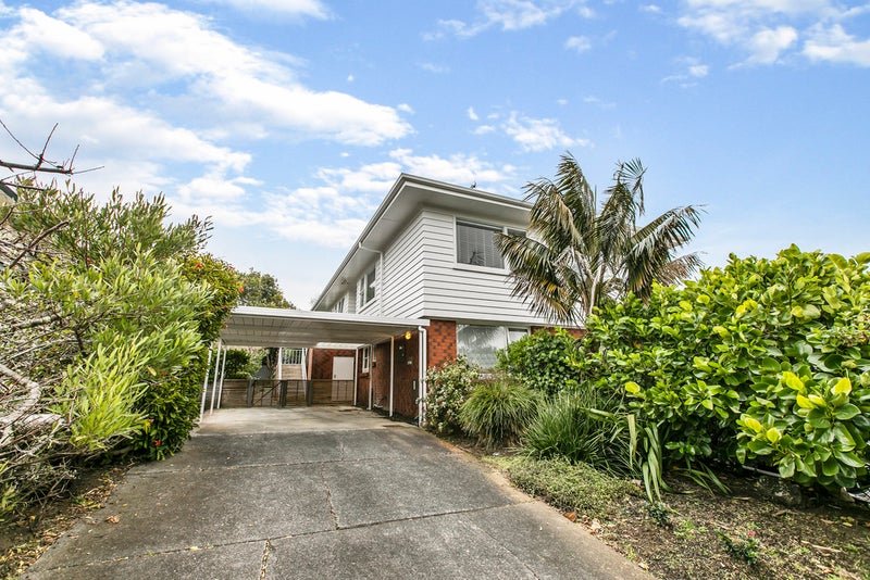 1/32 Gowing Drive, Meadowbank, Auckland - Carousel 26