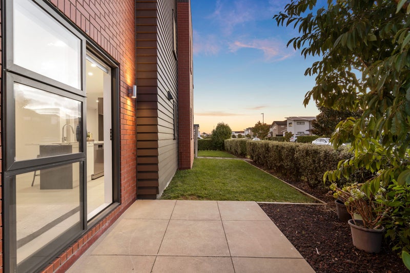 1 Pepene Avenue, Takanini, Auckland - Carousel 2