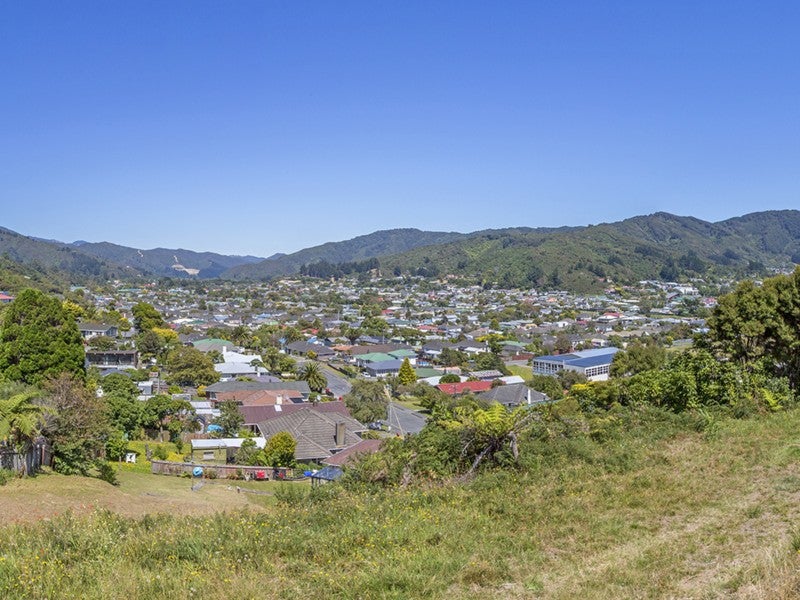 59 Wright Street, Wainuiomata, Lower Hutt - Carousel 6