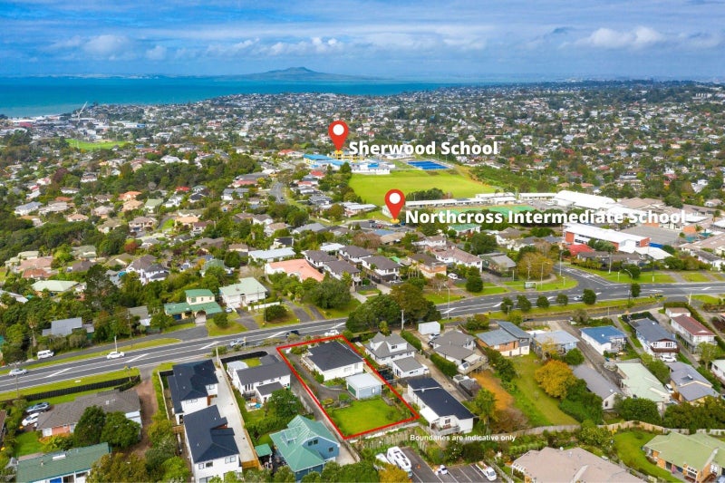 904A East Coast Road, Northcross, Auckland - Carousel 2