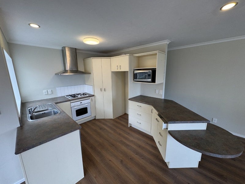 23 Jaunpur Crescent, Broadmeadows, Wellington - Carousel 2