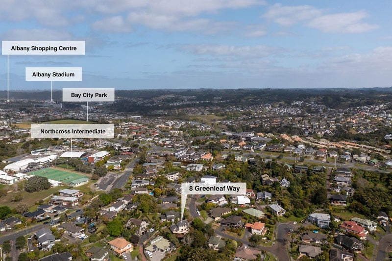 8 Greenleaf Way, Northcross, Auckland - Carousel 24