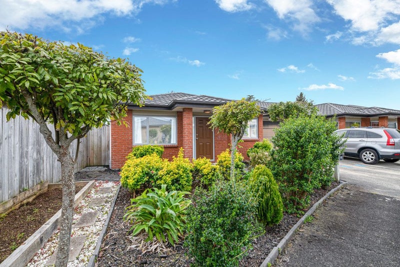 25/68 Fonteyn Street, Avondale, Auckland - Carousel 16