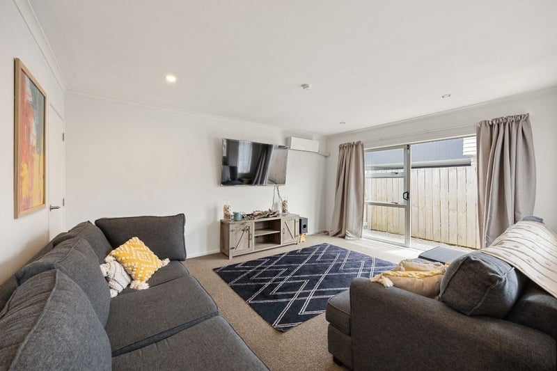 12D Cameron Road, Hamilton East, Hamilton - Carousel 2