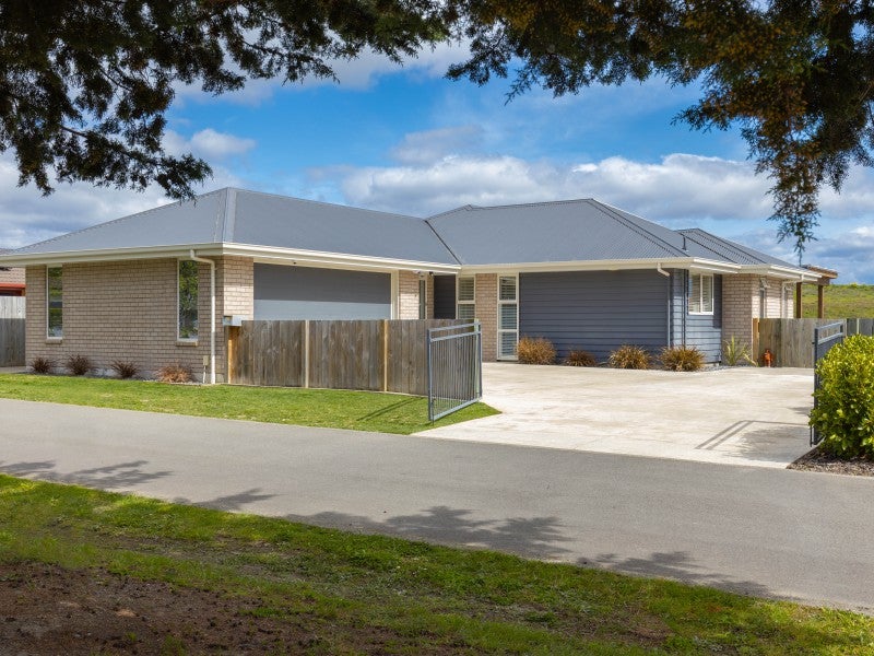 142 Taylor Pass Road, Witherlea, Blenheim - Carousel 1