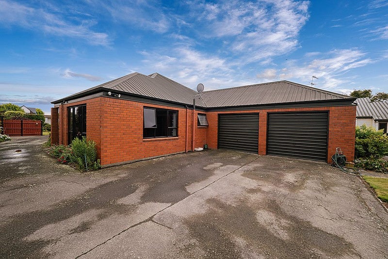 15 Churchill Avenue, Allenton, Ashburton - Carousel 2