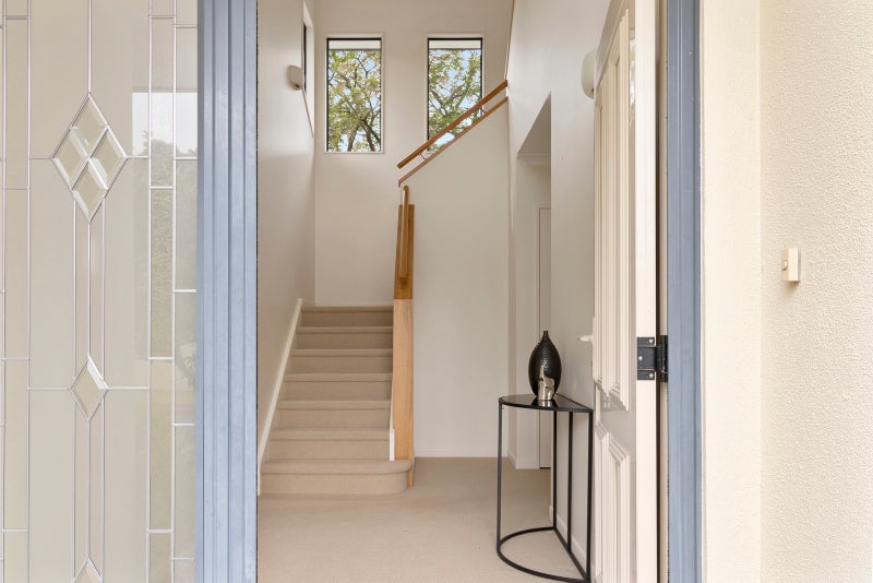 7 Te Puroa Place, Huntington, Hamilton - Carousel 2