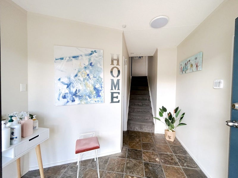 4 Portree Place, Queenwood, Hamilton - Carousel 2