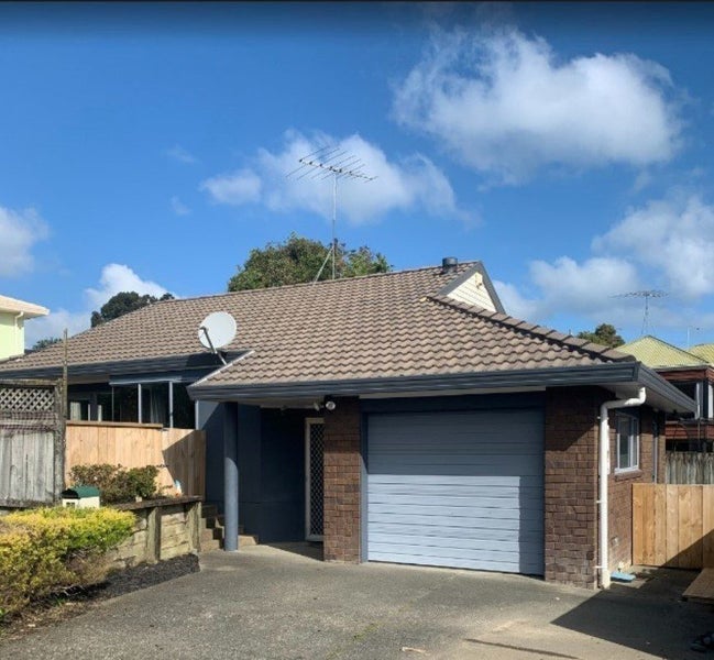 13 Palmgreen Court, Stanmore Bay, Whangaparaoa - Carousel 1