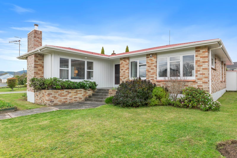 14 Hillcrest Avenue, Hillcrest, Rotorua - Carousel 1