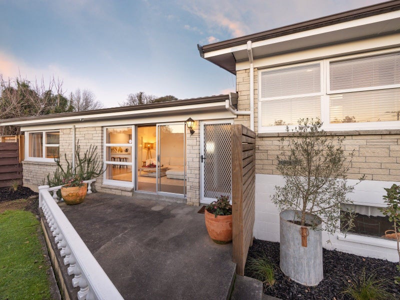 39 De Vere Crescent, Chartwell, Hamilton - Carousel 3