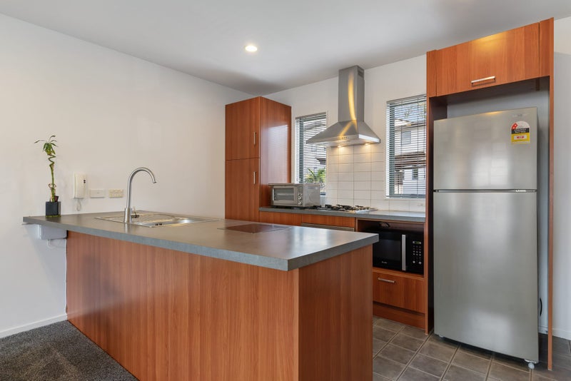 16/42 Holly Street, Avondale, Auckland - Carousel 2