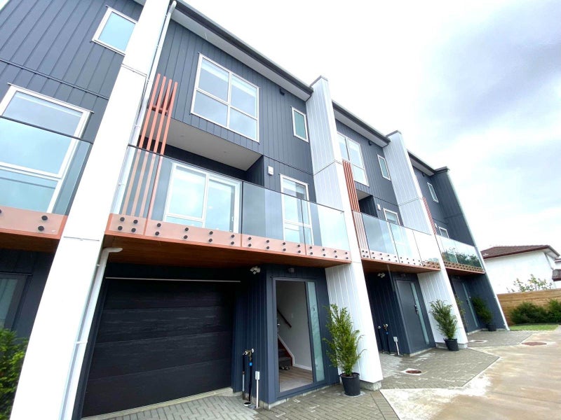 19D Lomond Street, Takapuna, Auckland - Carousel 1