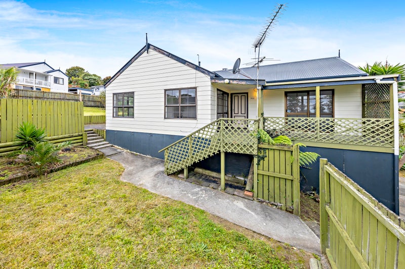 30 Aronia Way, Goodwood Heights, Auckland - Carousel 2